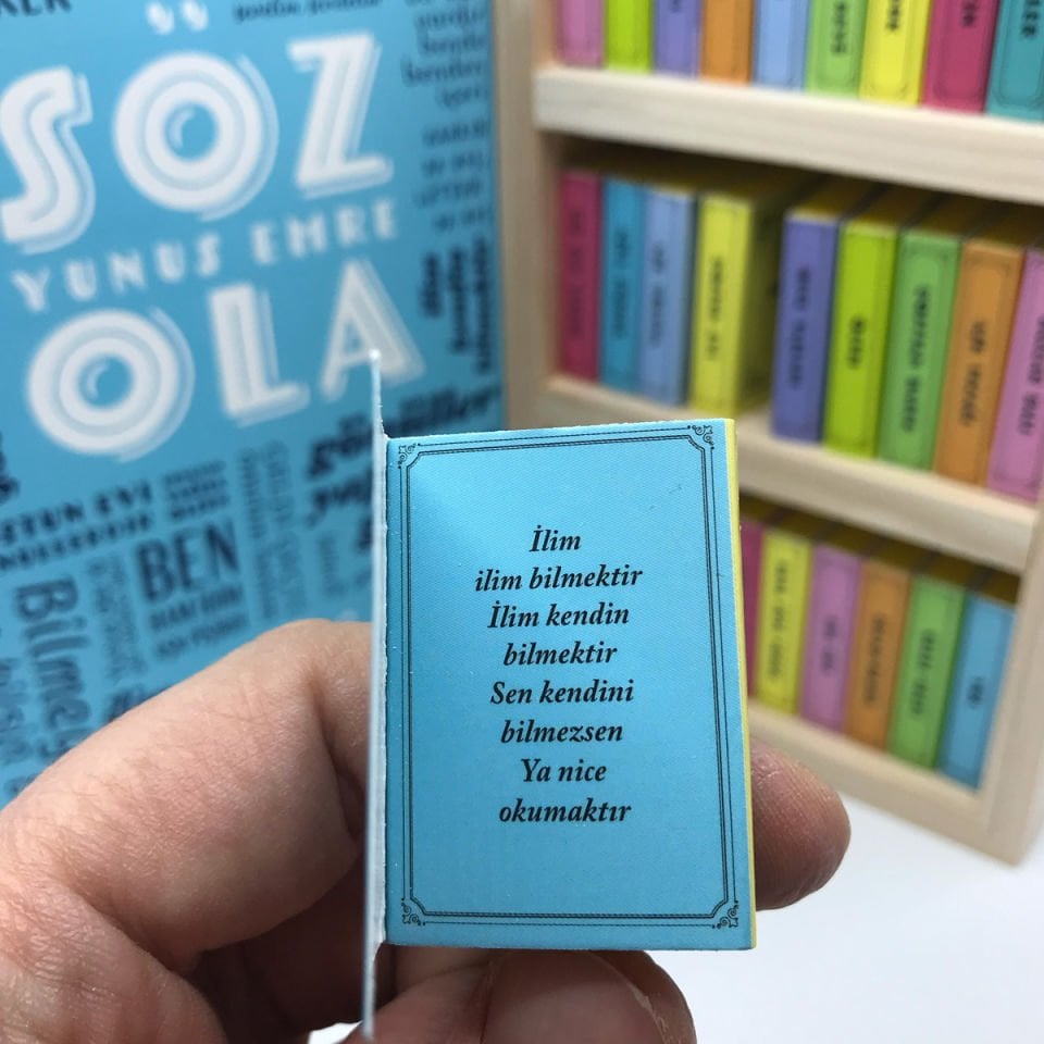 Yunus Emre Söz Ola Temalı Çikolata Kütüphanesi