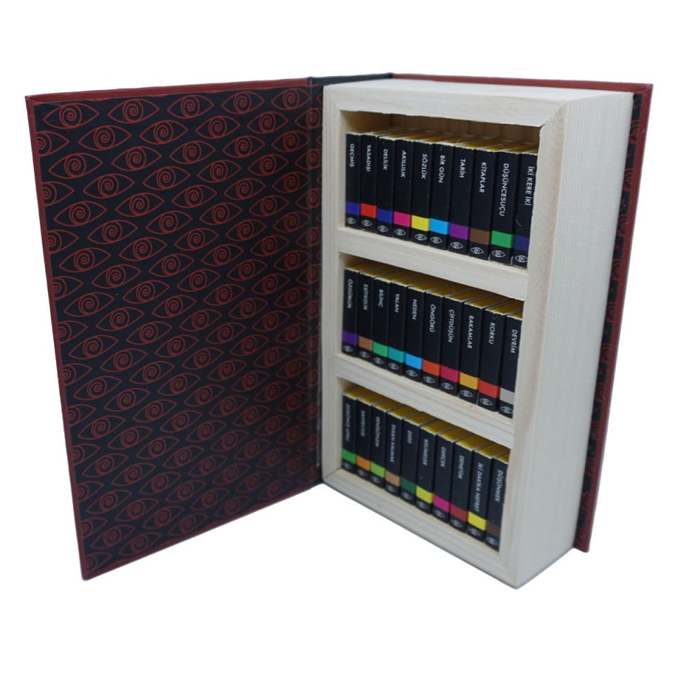 George Orwell 1984 Temalı Çikolata Kütüphanesi